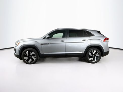 Used 2026 Volkswagen Atlas Cross Sport SE FWD image 7