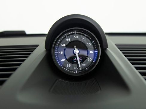 Certified 2026 Porsche 911 Carrera GTS image 28