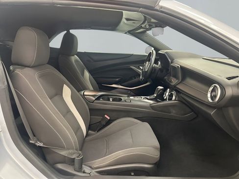 Used 2018 Chevrolet Camaro LT image 24