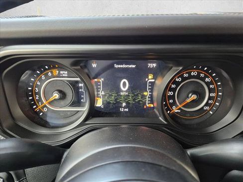 New 2026 Jeep Gladiator Rubicon w/ Steel Power Dome Hood Package AWD/4WD image 11