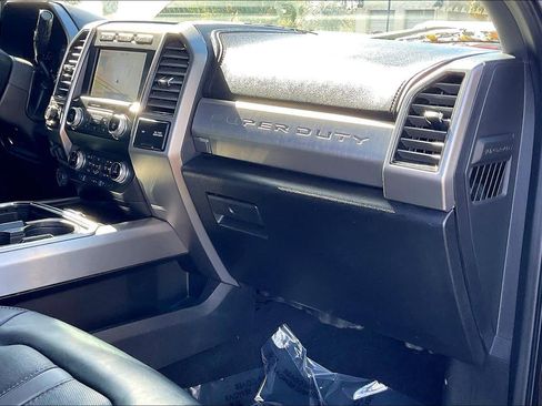 Used 2021 Ford F350 Platinum image 15