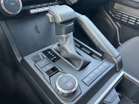 Used 2025 Toyota 4Runner SR5 image 26