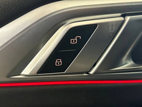 Used 2021 BMW 430i Coupe w/ M Sport Package RWD image 39