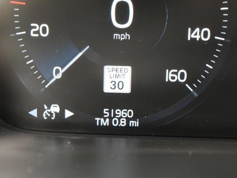 Used 2021 Volvo XC90 T5 Momentum w/ Advanced Package image 34