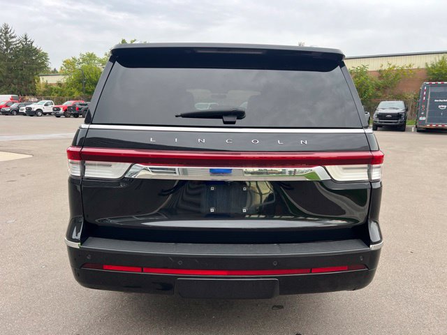 Used 2024 Lincoln Navigator L Reserve AWD/4WD image 6