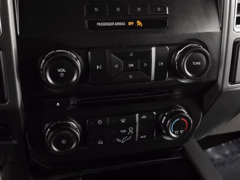 Used 2017 Ford F250 XLT w/ Snow Plow Prep Package image 28