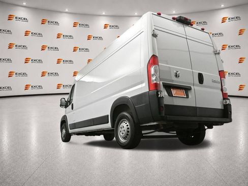 Used 2025 RAM ProMaster 2500 w/ Convenience Group FWD image 32