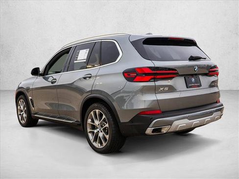 Used 2026 BMW X5 xDrive40i AWD/4WD image 7