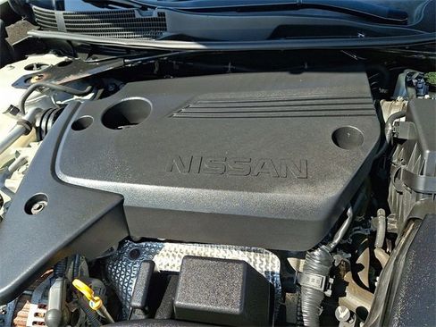 Used 2017 Nissan Altima 2.5 SV w/ Convenience Package image 38
