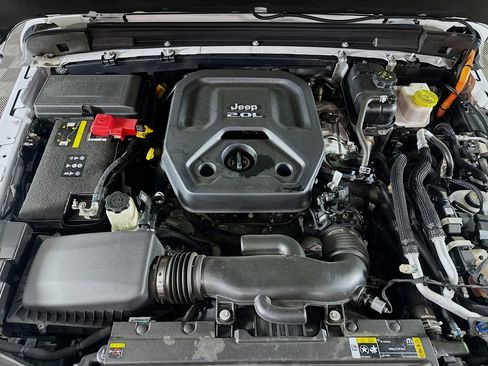 Used 2023 Jeep Wrangler Sahara w/ Cold Weather Group image 32