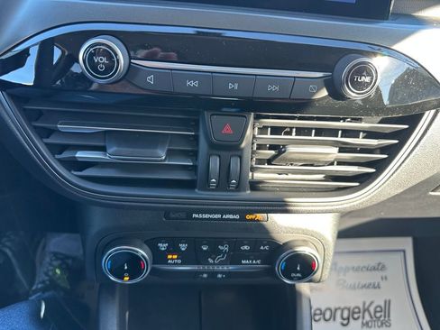 New 2026 Ford Escape Active image 9