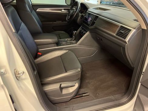 Used 2019 Volkswagen Atlas SE FWD image 11