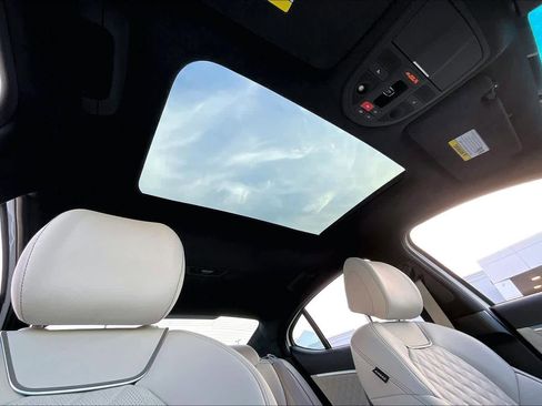 Used 2024 Genesis G70 3.3T Advanced w/ Sport Prestige Package image 13