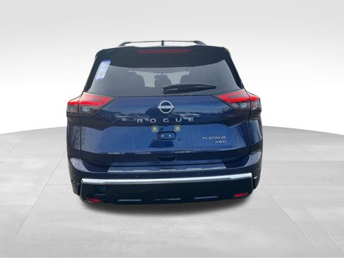 New 2026 Nissan Rogue Platinum image 8