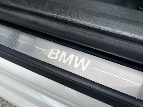 Used 2020 BMW 330i xDrive Sedan w/ Convenience Package AWD/4WD image 39
