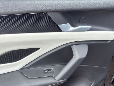 New 2026 Volkswagen Tiguan SE AWD/4WD image 24