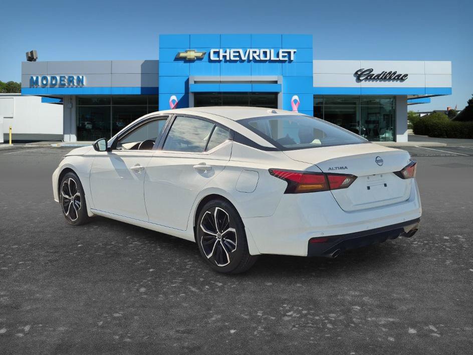 Used 2025 Nissan Altima 2.5 SR FWD image 3