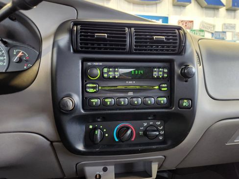 Used 2000 Ford Ranger XLT image 8