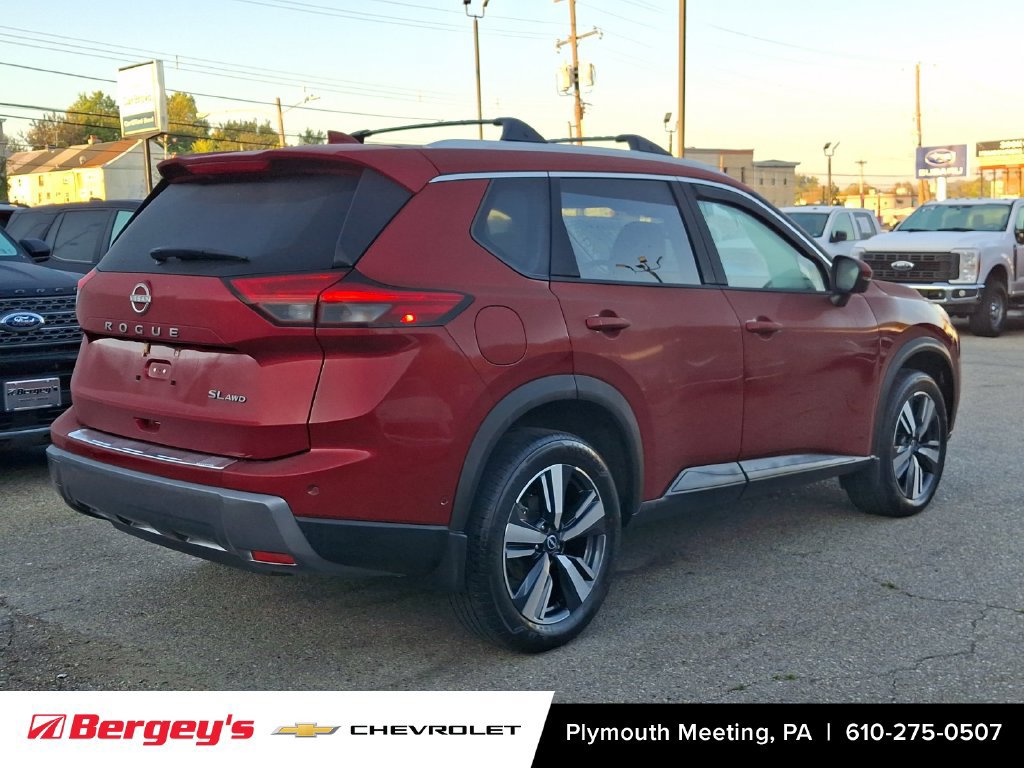 Used 2024 Nissan Rogue SL w/ SL Premium Package AWD/4WD image 8