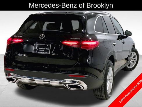 Used 2025 Mercedes-Benz GLC 300 4MATIC image 13