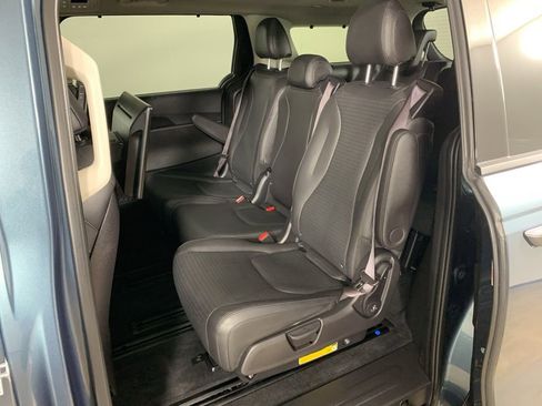 Used 2025 Kia Carnival SX Prestige FWD image 34