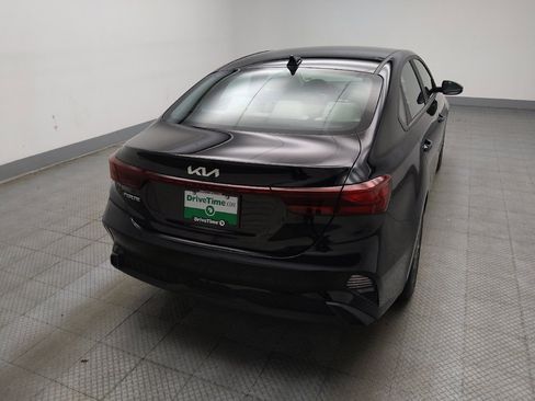 Used 2023 Kia Forte LXS w/ LXS Technology Package FWD image 7