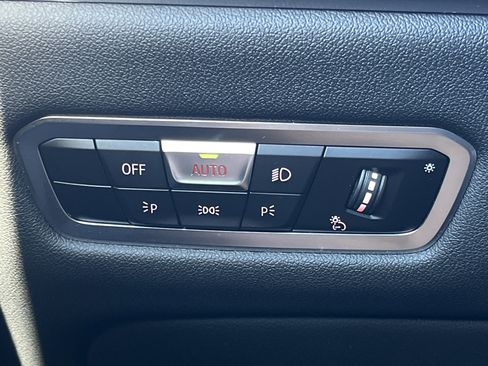 Used 2023 BMW X7 xDrive40i image 16