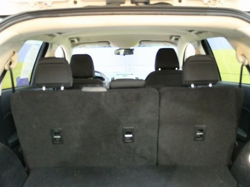 Used 2020 Ford Edge SE image 15