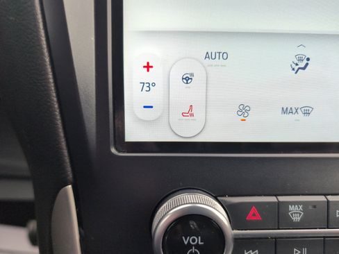 Used 2024 Ford Edge SEL w/ Convenience Package image 28