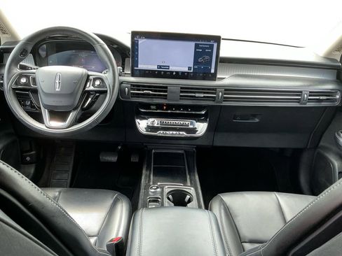 Used 2023 Lincoln Corsair FWD w/ Equipment Group 101A image 17