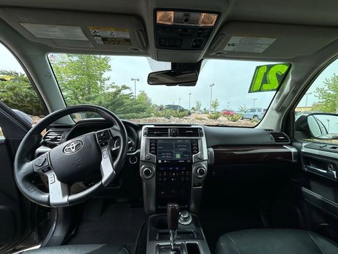 Used 2021 Toyota 4Runner Limited AWD/4WD image 10