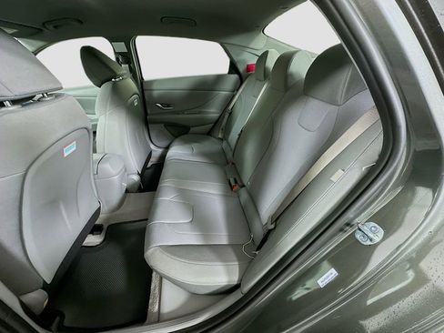 New 2026 Hyundai Elantra SE FWD image 16