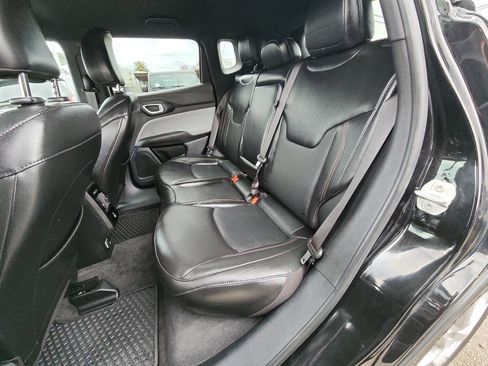 Certified 2023 Jeep Compass Latitude image 23