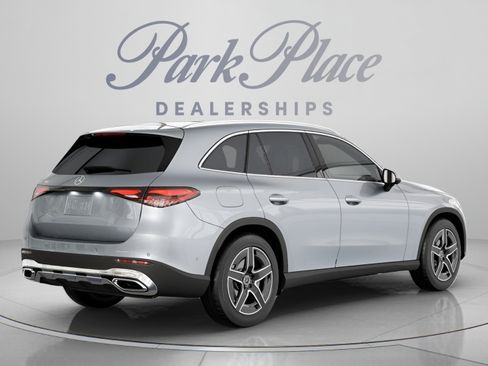 Used 2026 Mercedes-Benz GLC 300 image 21
