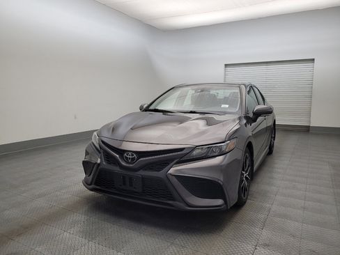 Used 2023 Toyota Camry SE image 15