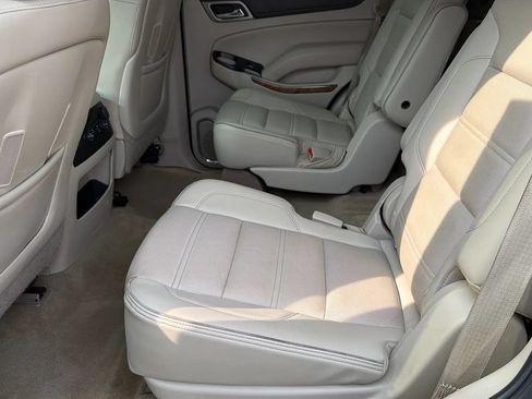 Used 2015 GMC Yukon Denali RWD image 30