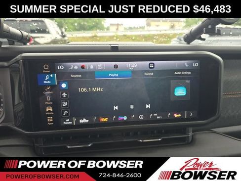 Used 2025 Jeep Gladiator Mojave w/ Convenience Group AWD/4WD image 14