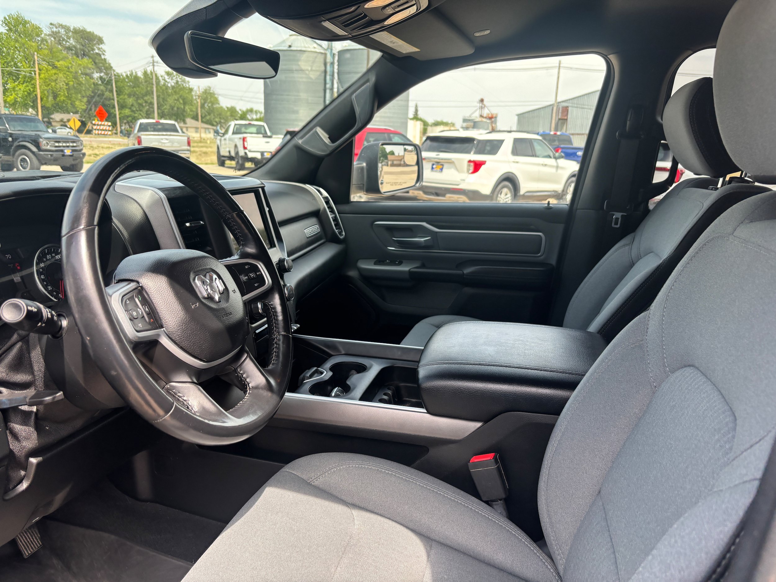 Used 2021 RAM 1500 Big Horn AWD/4WD image 9