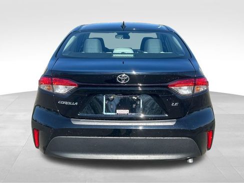 Used 2024 Toyota Corolla LE image 5