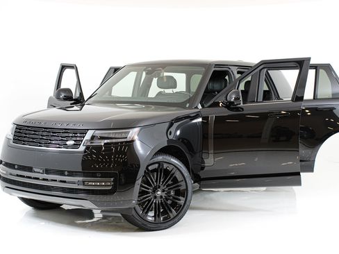 Used 2025 Land Rover Range Rover Long Wheelbase Autobiography AWD/4WD image 51