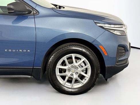 Used 2024 Chevrolet Equinox LS AWD/4WD image 39
