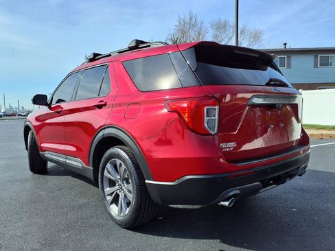 Used 2021 Ford Explorer XLT w/ Equipment Group 202A image 35