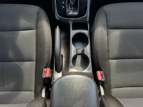 Used 2017 Kia Forte LX FWD image 21