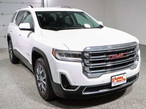 Used 2023 GMC Acadia SLT FWD image 5