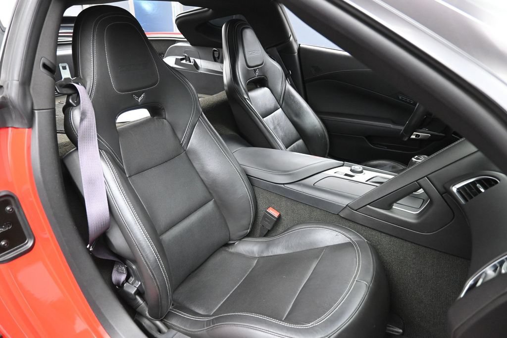 Used 2016 Chevrolet Corvette Z06 w/ 2LZ Preferred Equipment Group RWD image 26