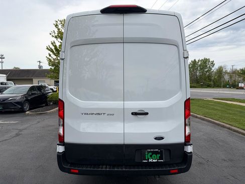 Used 2023 Ford Transit 250 148 High Roof Extended w/ Load Area Protection Package RWD image 8