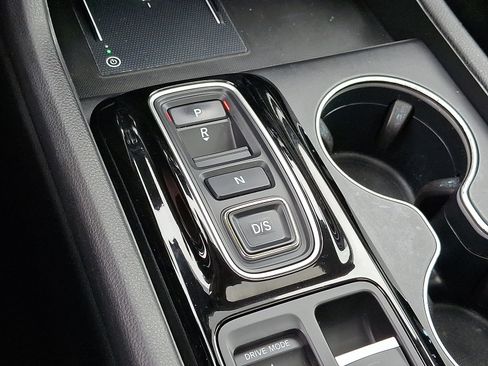 Certified 2023 Honda Pilot Touring image 15