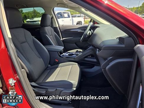 Used 2022 Buick Envision Preferred FWD image 16