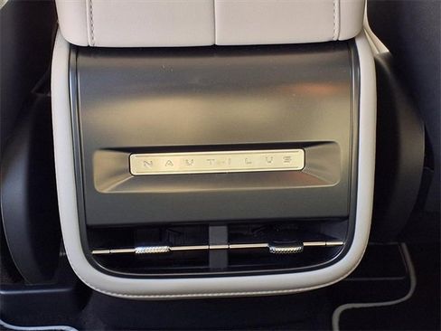 New 2026 Lincoln Nautilus Premier image 11