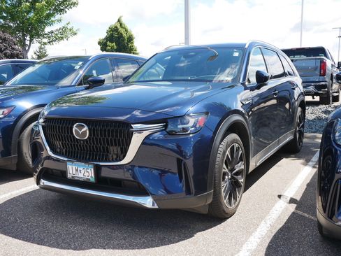 Used 2024 MAZDA CX-90 Plug-In Hybrid w/ Premium Plus AWD/4WD image 3